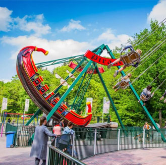 Vertier voor de kids! Drouwenerzand Attractiepark is dé plek waar kinderen heerlijk kunnen spelen en onbeperkt kunnen drinken en eten
